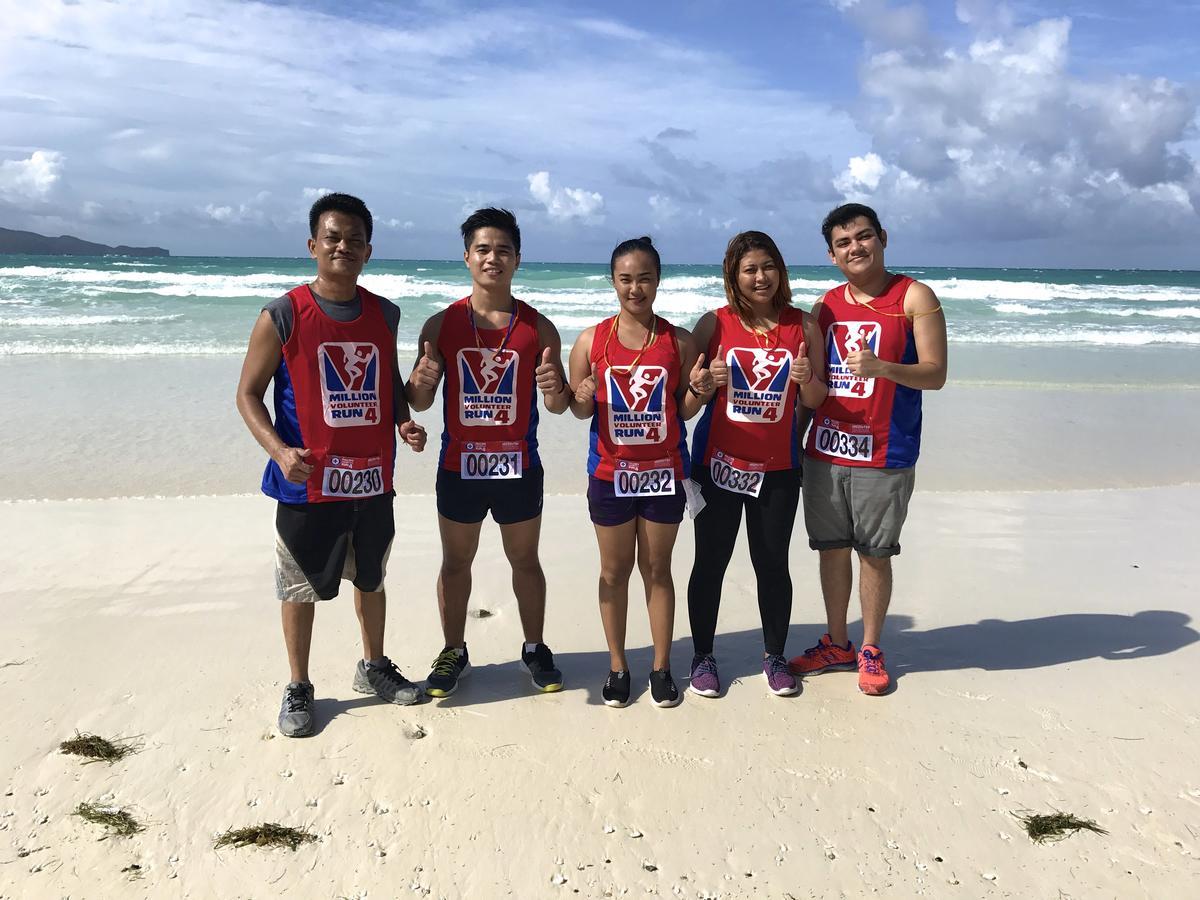 Boracay Beach Club Balabag  Exterior photo